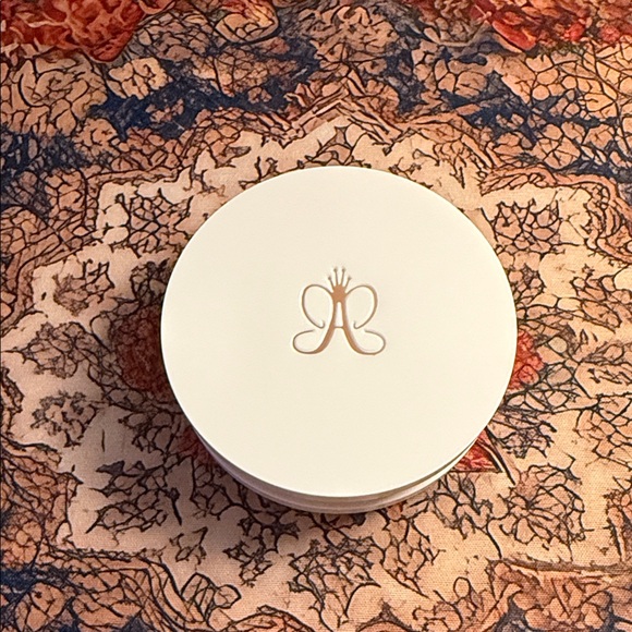 Anastasia Beverly Hills Glow Seeker Highlighter in Ethereal - Picture 3 of 4